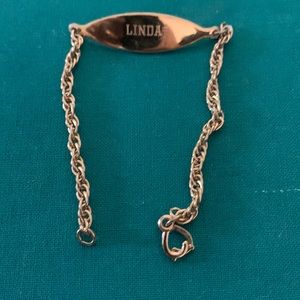 Bracelet with name Linda